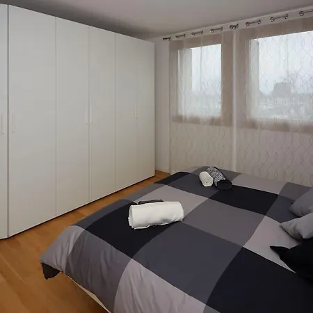 Center Comfort Free Parking Wifi شقة أفيانو