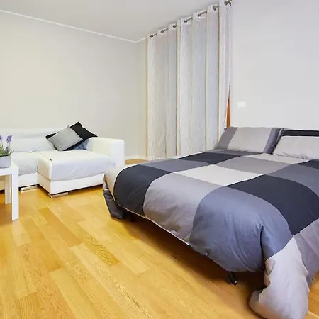 Center Comfort Free Parking Wifi